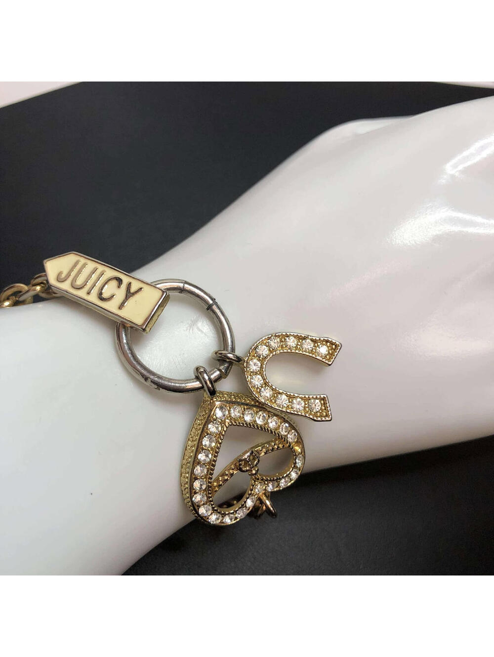 1946 Juicy Couture gold tone horseshoe heart CZ charm toggle bracelet 8"
